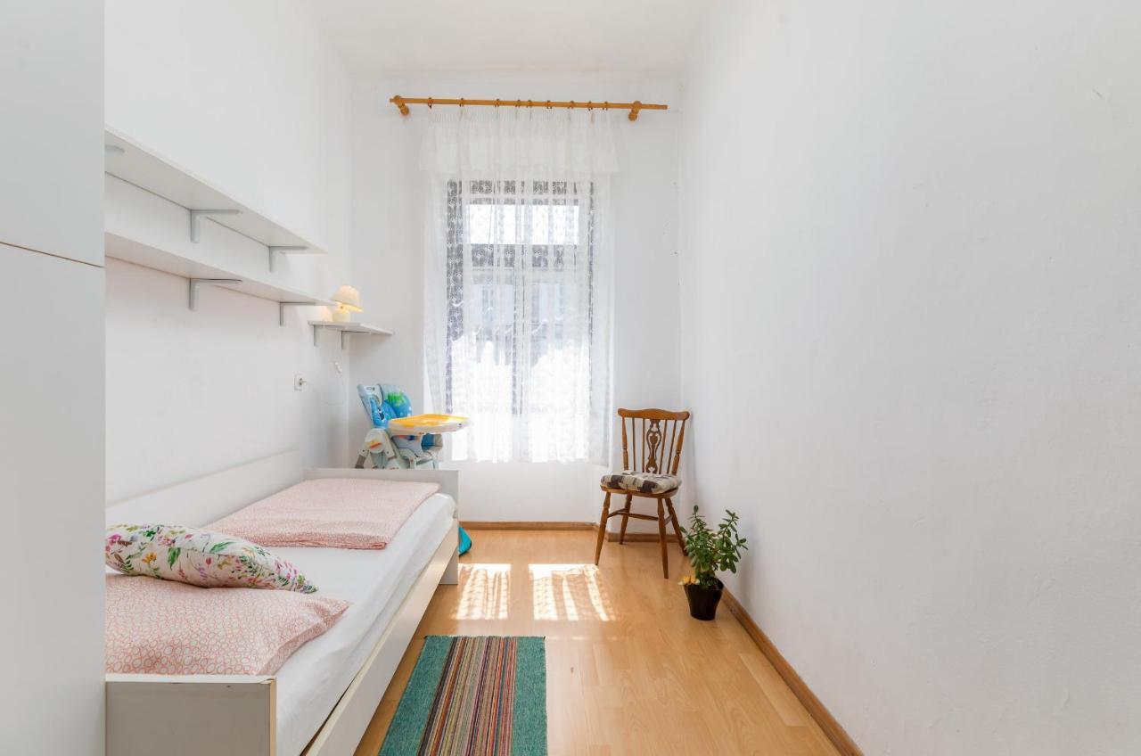 Apartment Ana Fažana Extérieur photo