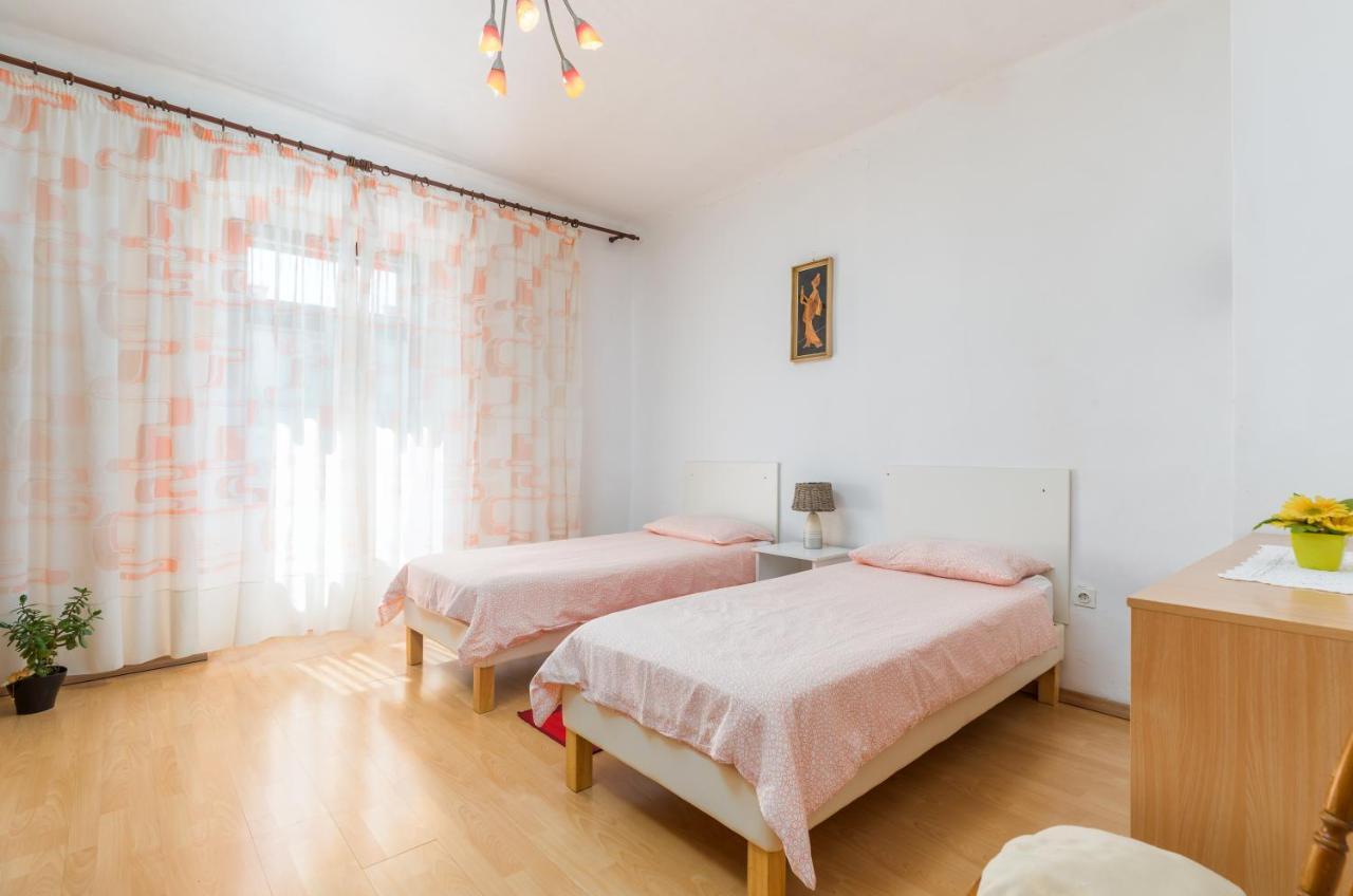Apartment Ana Fažana Extérieur photo