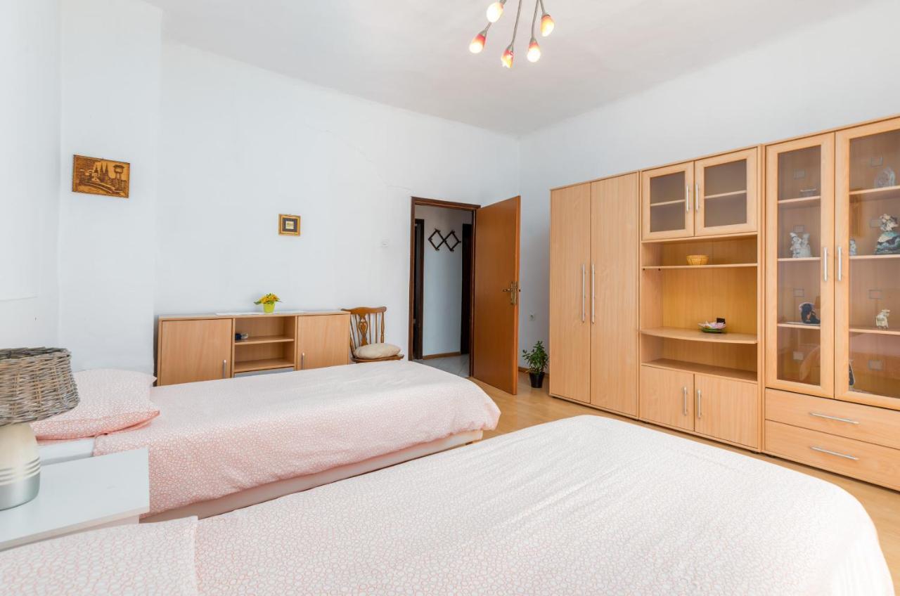 Apartment Ana Fažana Extérieur photo